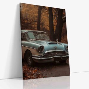 Americký automobilový veterán zachycený uprostřed podzimní krajiny s barevným listím a teplými podzimními tóny vytvářející nostalgickou atmosféru.